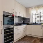 Vivi Homes - Santana - Two Connected With Private Terrace Daire Sitio de Calahonda