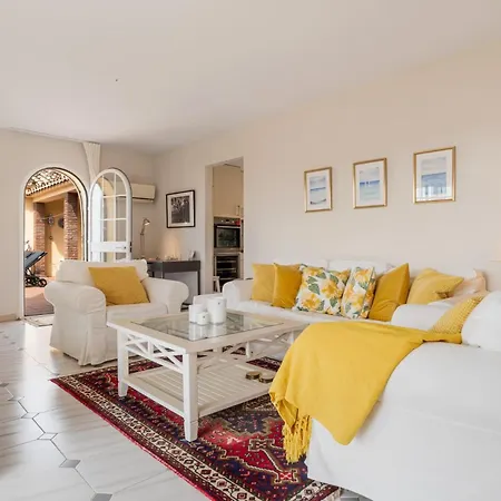 Vivi Homes - Santana - Two Connected With Private Terrace Daire *
